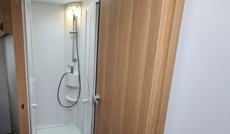 ADRIA MATRIX AXESS 670 SC lleno