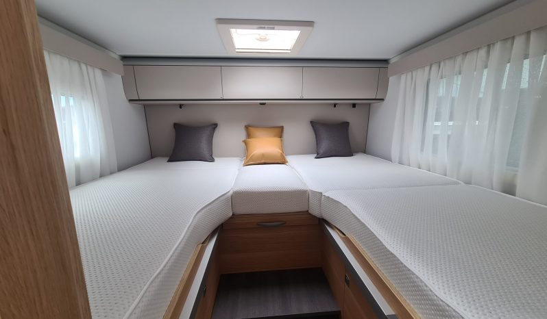 ADRIA MATRIX AXESS M 670 SL lleno