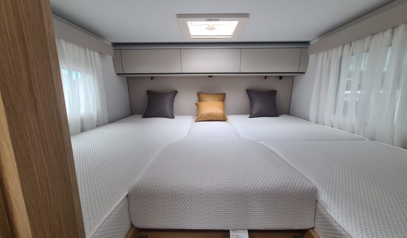 ADRIA MATRIX AXESS M 670 SL lleno