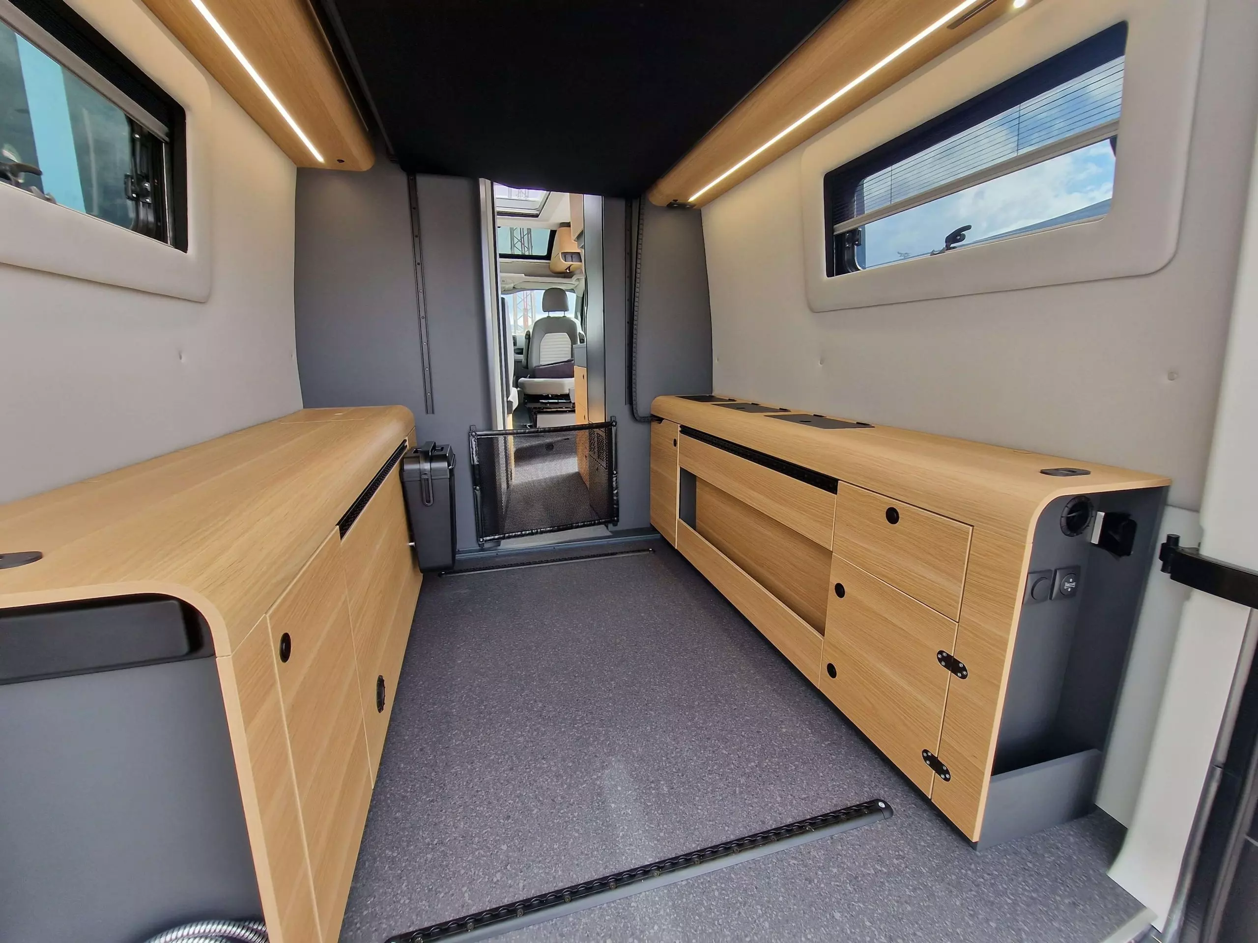 Adria Twin Max 680SGX (16)