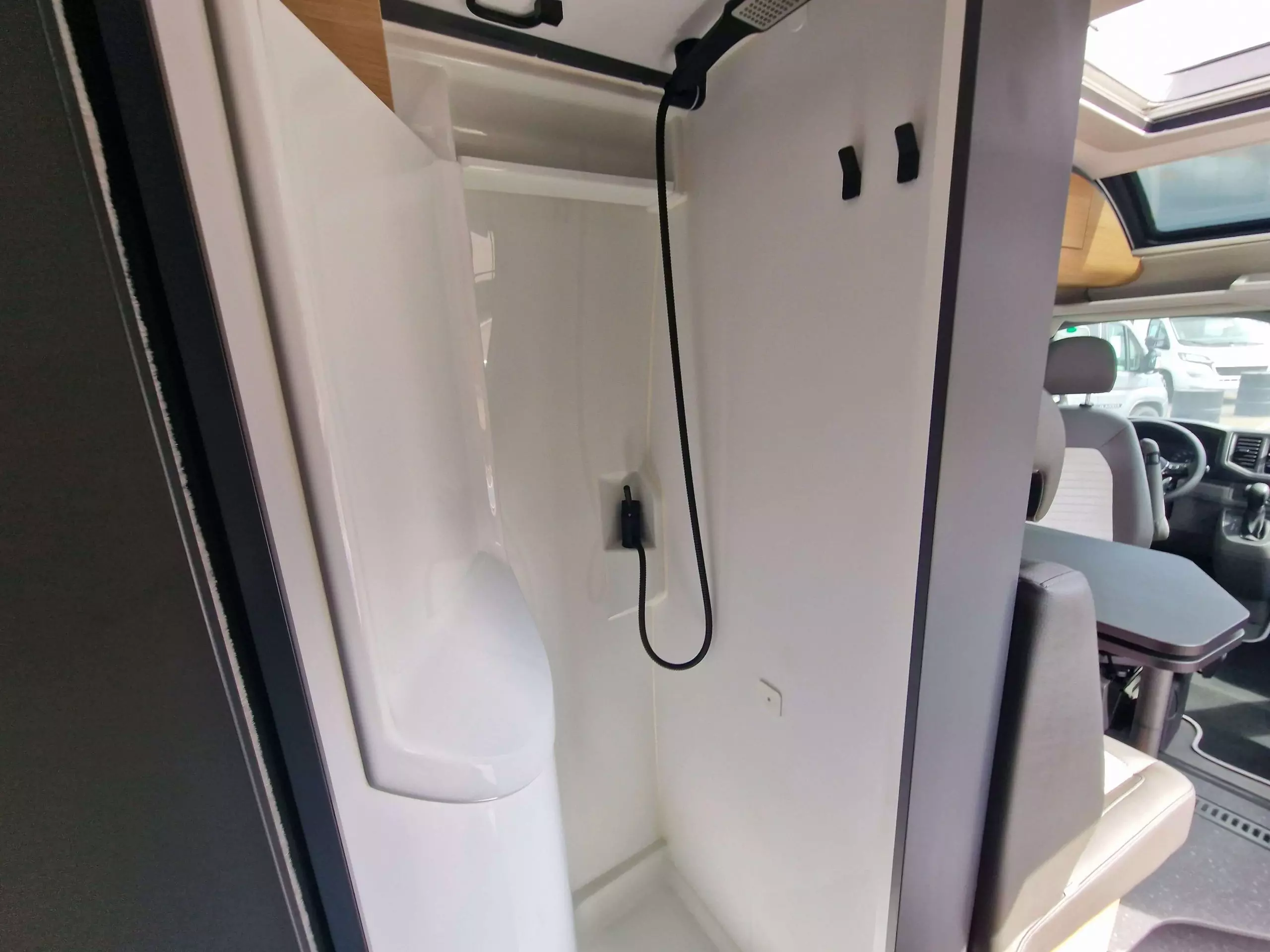 Adria Twin Max 680SGX (21)