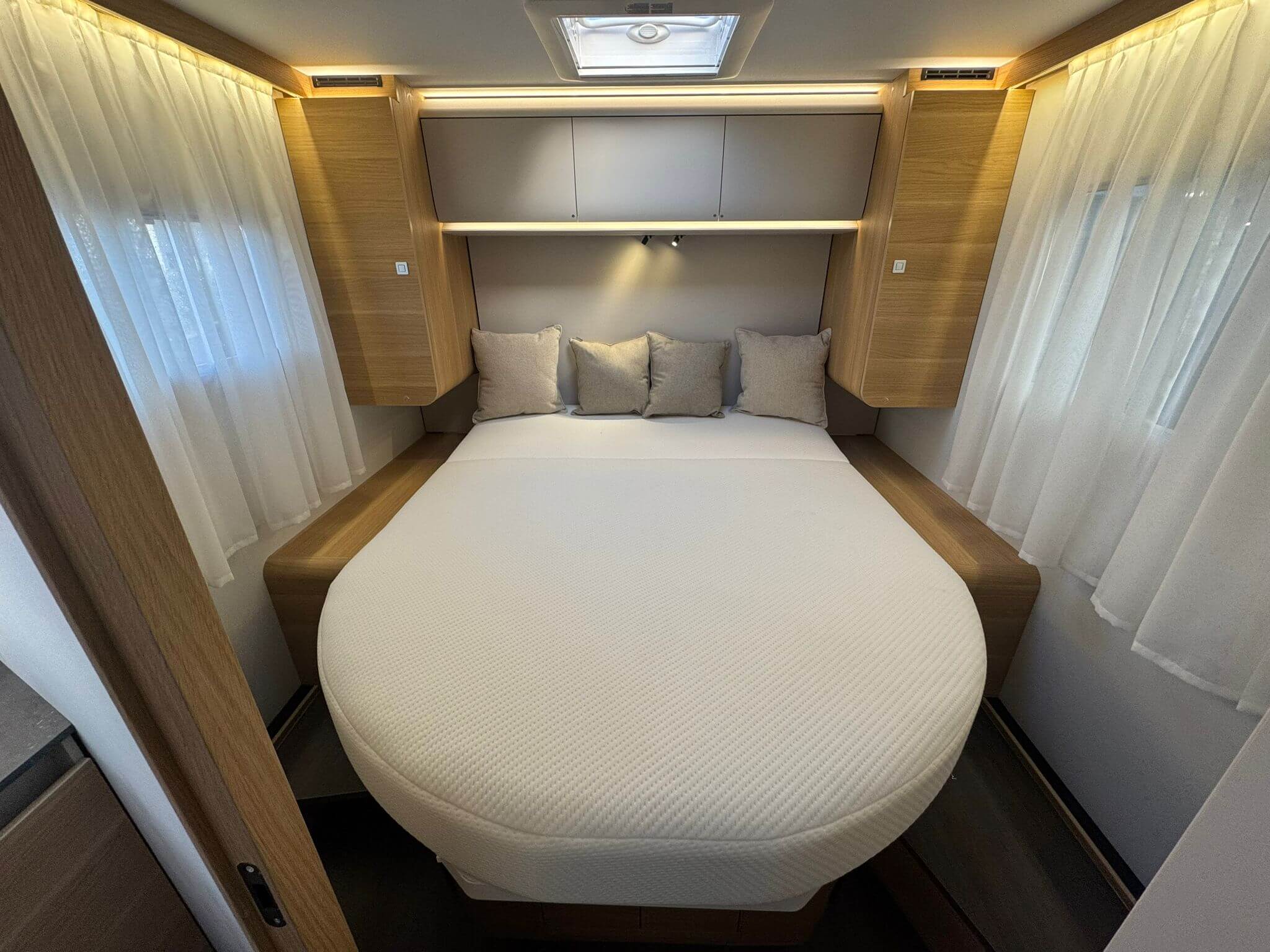 Adria Matrix Axess 650 DC (15)