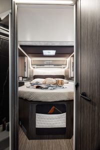 Mclouis-Yearling-81-082