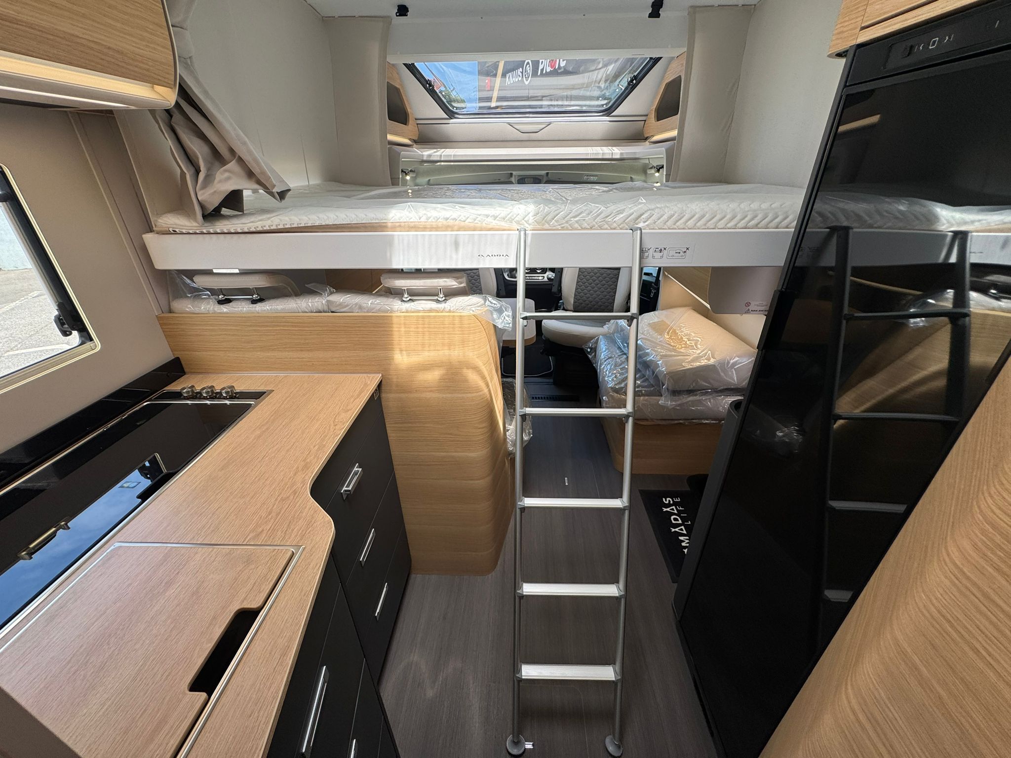 WhatsApp Image 2025-07-22 at 14.03.11 (4)