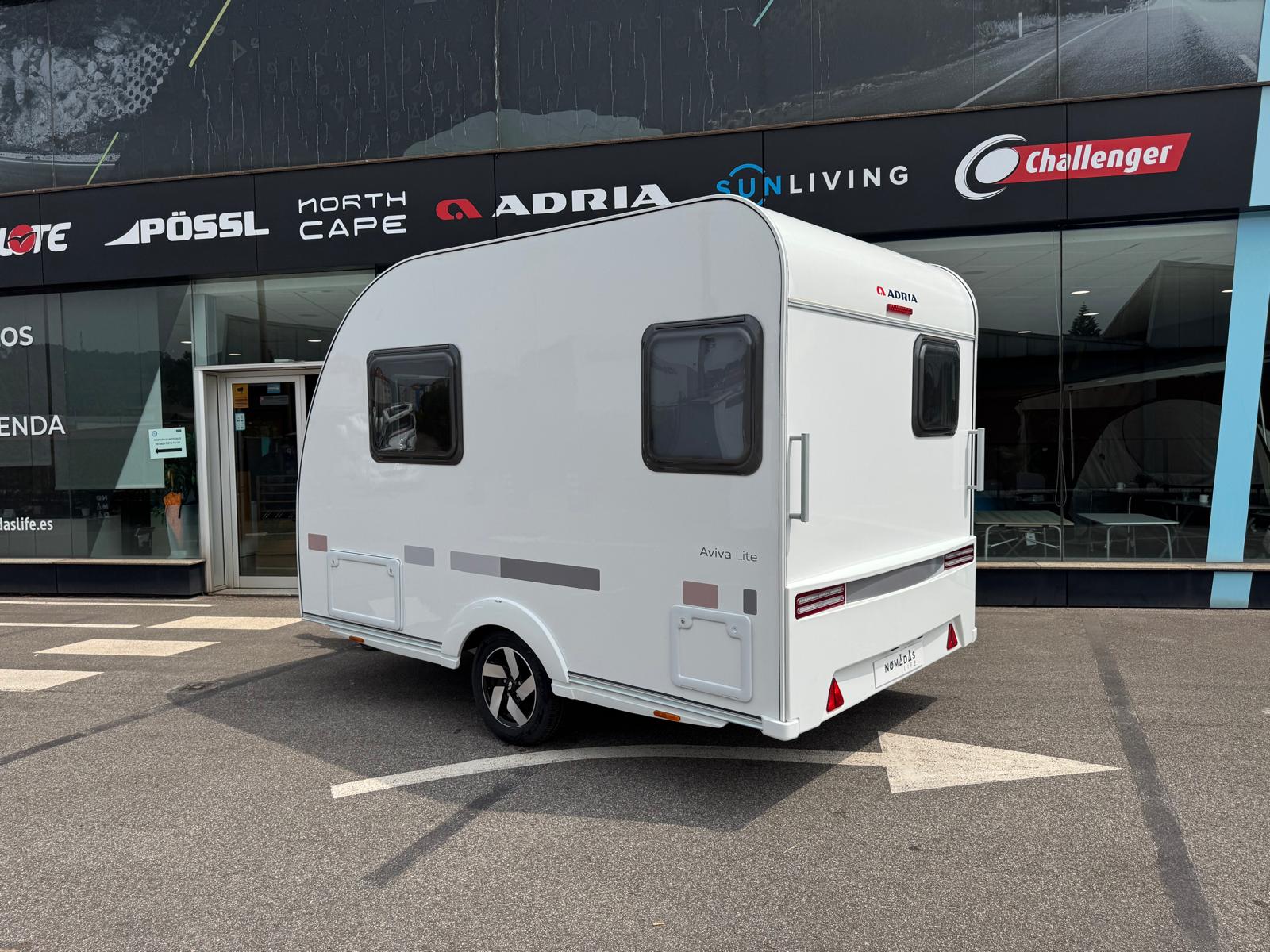 Adria Aviva Lite 300LH (1)