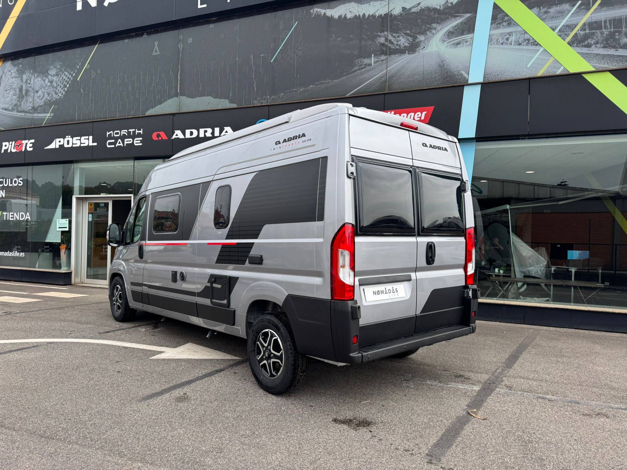 Adria Twin Sport 600 SPB (3)
