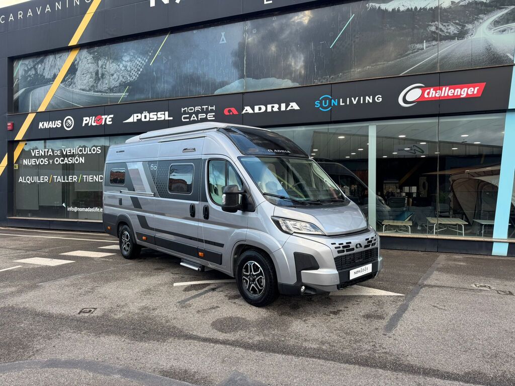 Adria Twin 640 SGX PT 60Y (13)