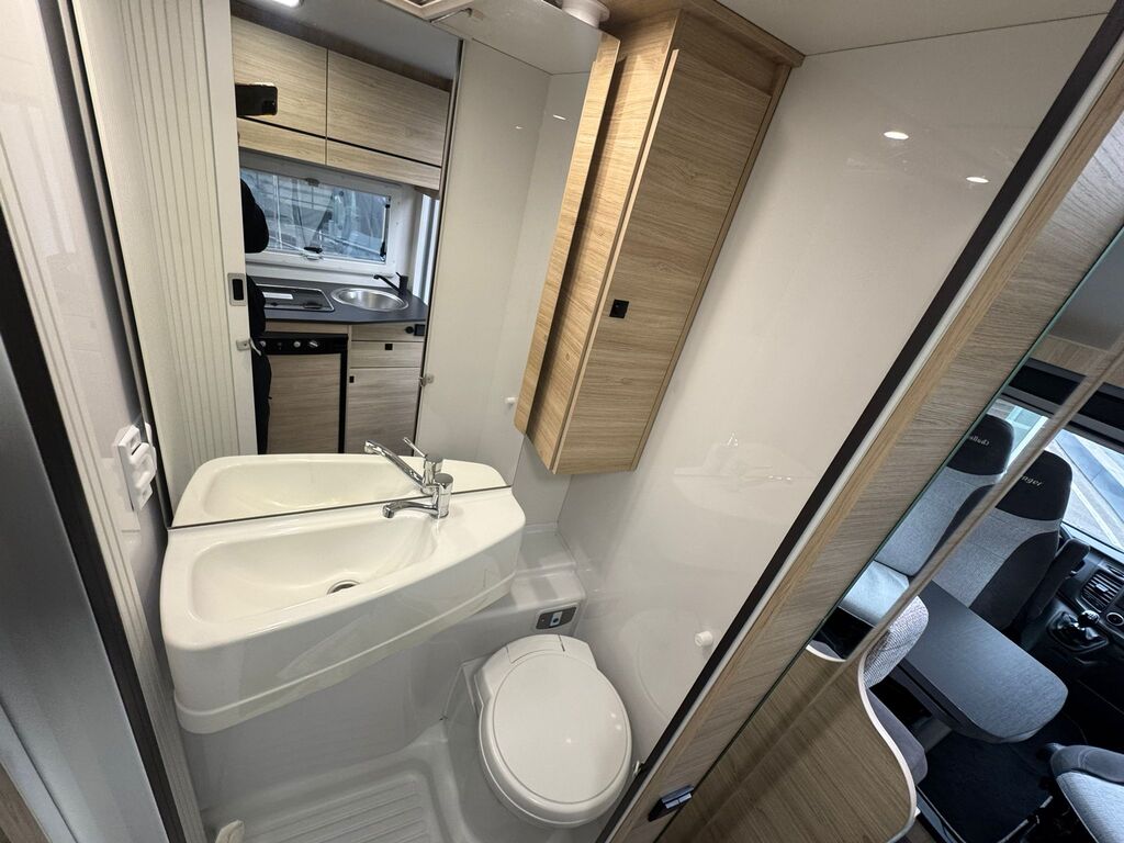 Challenger S217 Start Edition Ocasión (16)