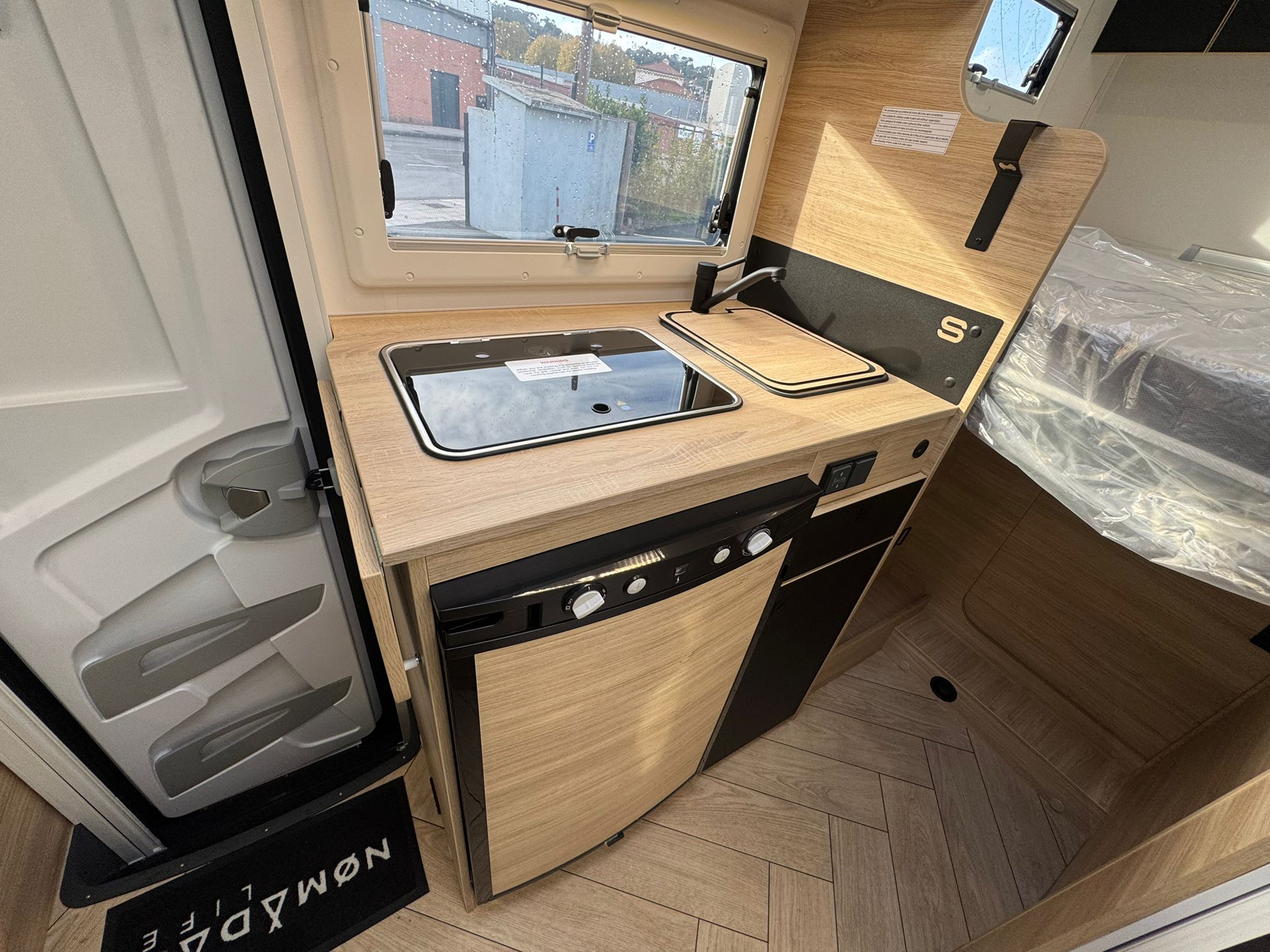 Challenger S294 (11)