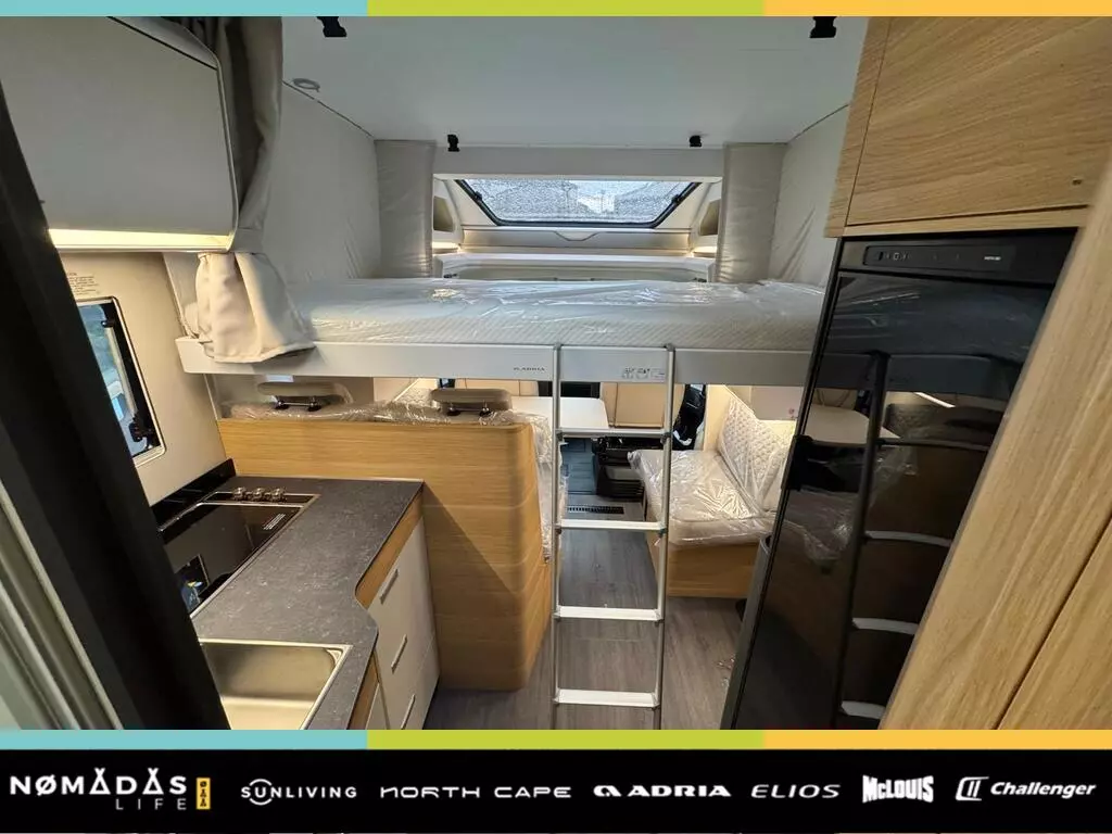 Adria Matrix 670 SC 09 (1)