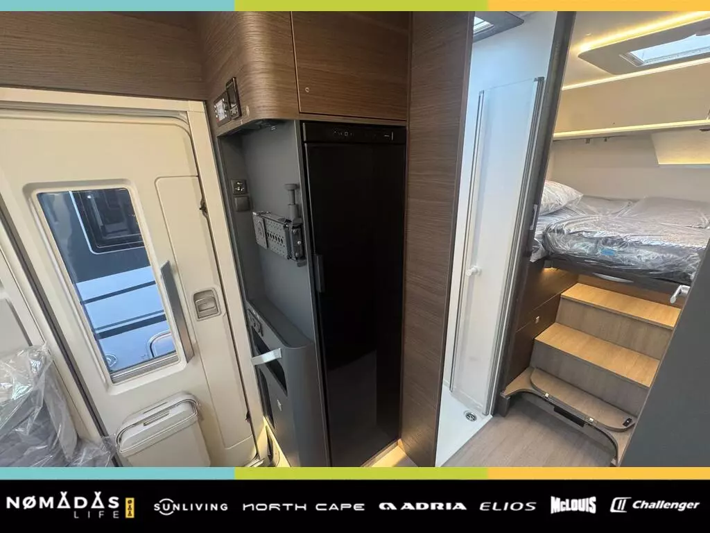Adria Sonic Supreme 700 DL 24 (10)
