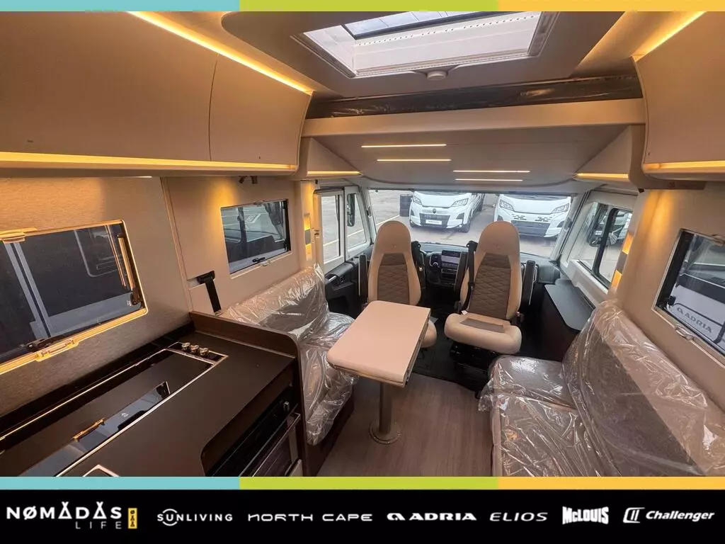 Adria Sonic Supreme 700 DL 24 (4)