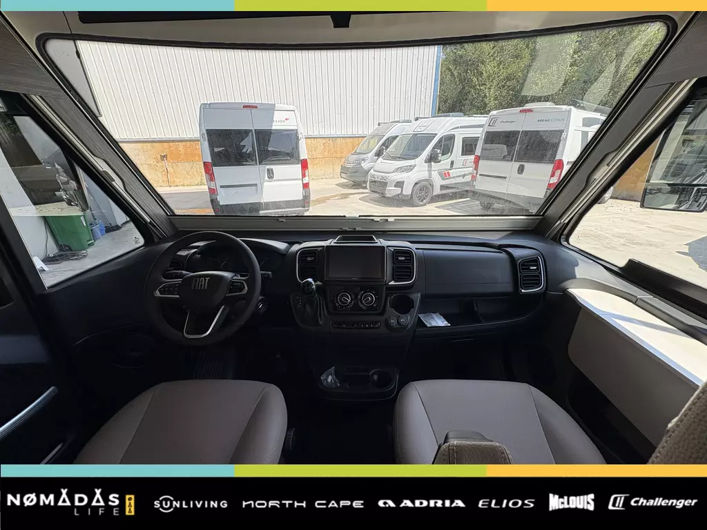 McLouis Nevis 879 21