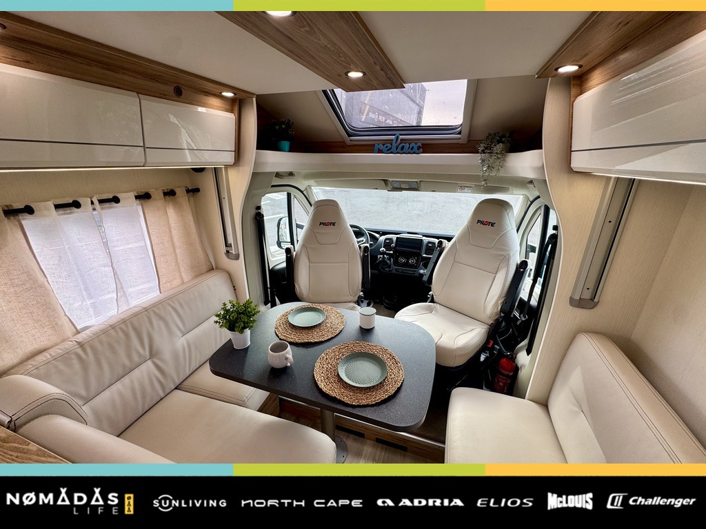 Pilote 746 GJ Exclusive Edition 787-1