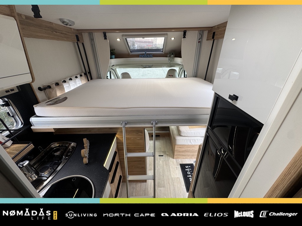 Pilote 746 GJ Exclusive Edition 800