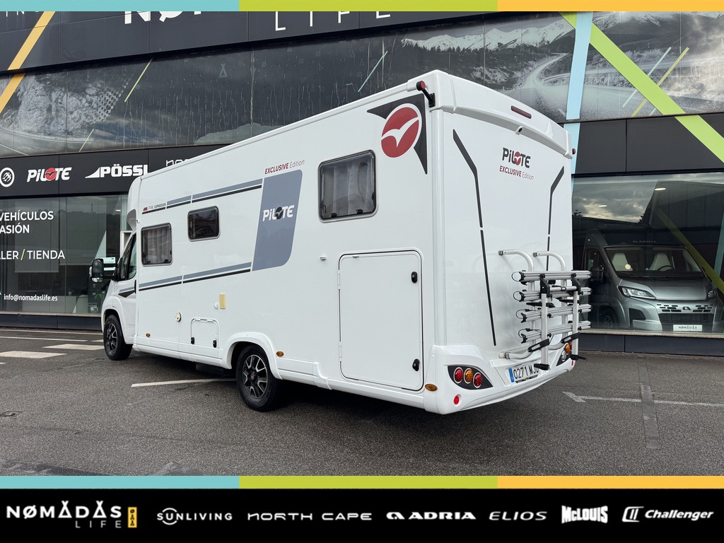 Pilote 746 GJ Exclusive Edition 814-1