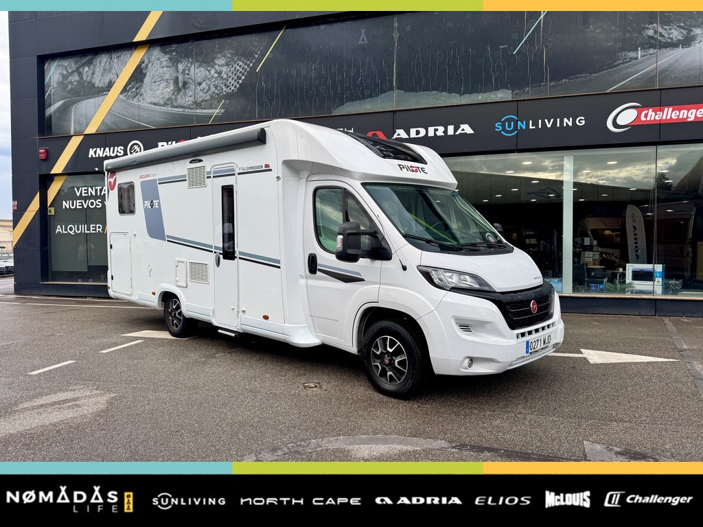Pilote 746 GJ Exclusive Edition 816-1